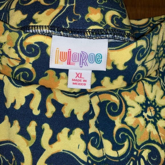 LulaRoe Madison Skirt XL - Picture 3 of 3